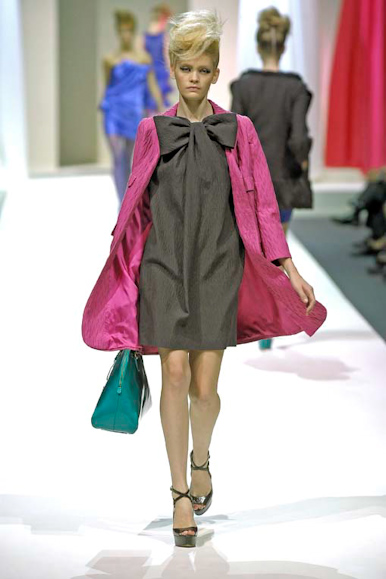 desfile-moschino-milanverao2009rtw-130