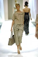 desfile-moschino-milanverao2009rtw-144