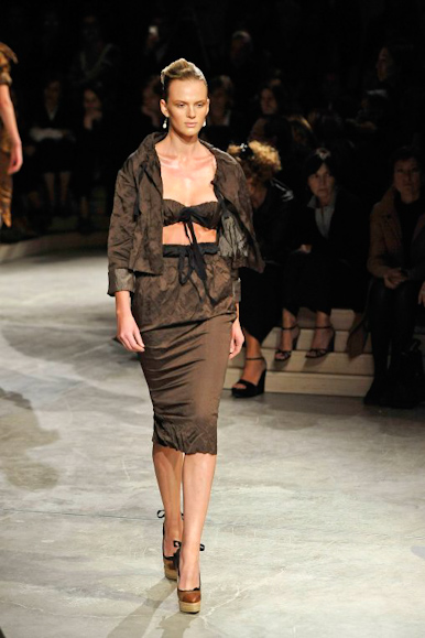 desfile-prada-milanverao2009rtw-103