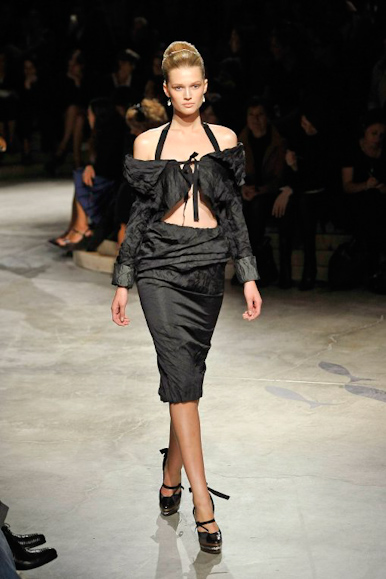 desfile-prada-milanverao2009rtw-104
