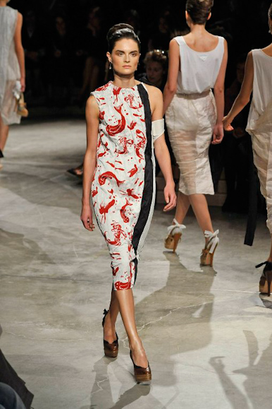 desfile-prada-milanverao2009rtw-108
