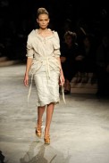 desfile-prada-milanverao2009rtw-110