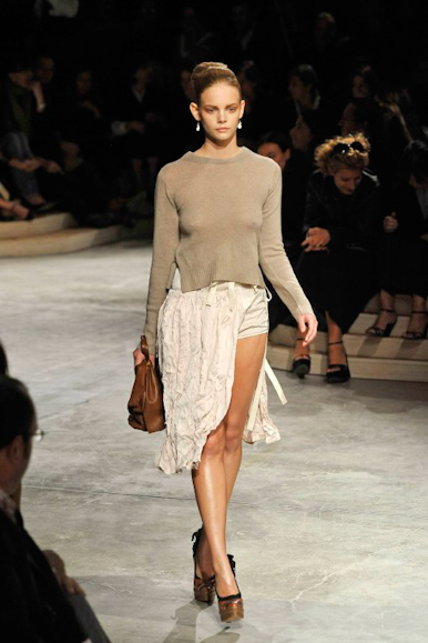desfile-prada-milanverao2009rtw-114