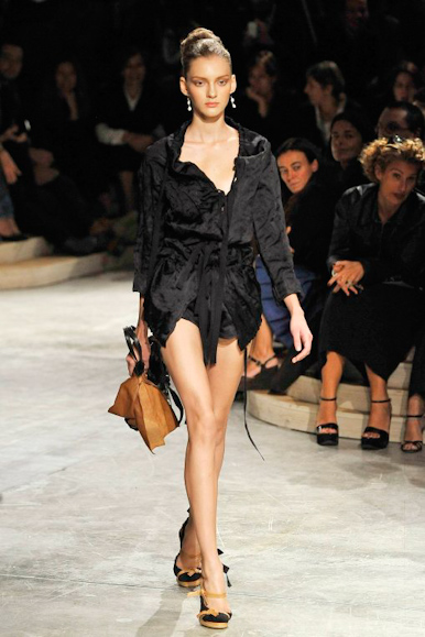 desfile-prada-milanverao2009rtw-118
