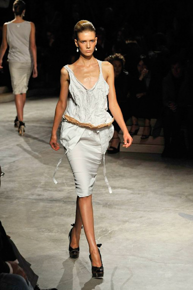 desfile-prada-milanverao2009rtw-132