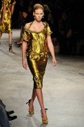 desfile-prada-milanverao2009rtw-135
