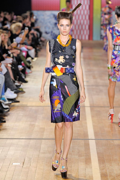 desfile-bassobrooke-londresverao2009rtw-102