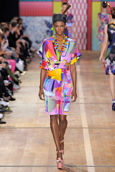 desfile-bassobrooke-londresverao2009rtw-103