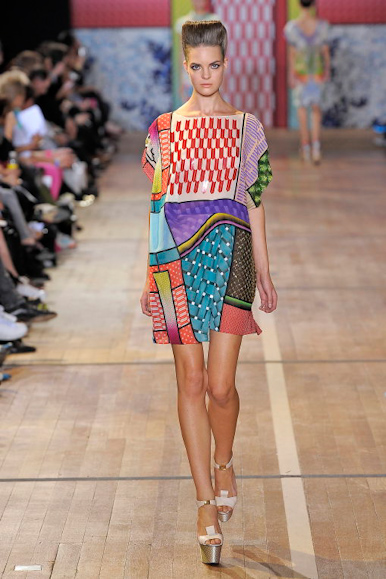 desfile-bassobrooke-londresverao2009rtw-115