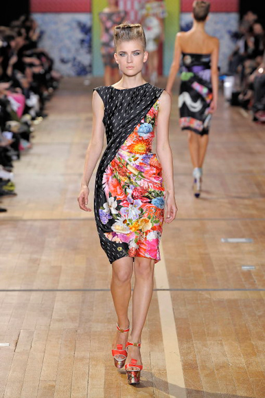 desfile-bassobrooke-londresverao2009rtw-127