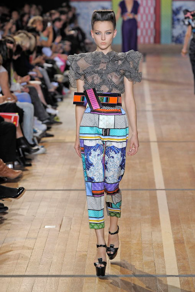 desfile-bassobrooke-londresverao2009rtw-135