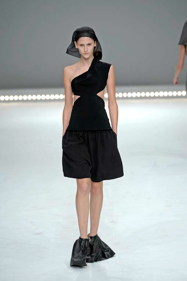 desfile-rickyowens-parisveraortw2009-108
