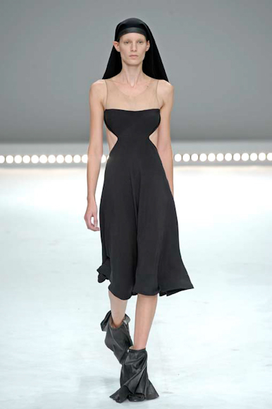 desfile-rickyowens-parisveraortw2009-110