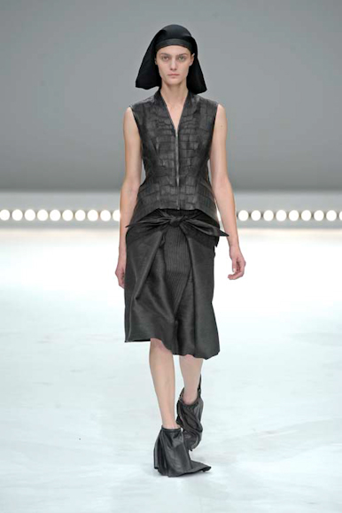 desfile-rickyowens-parisveraortw2009-115
