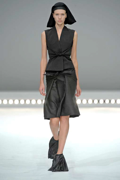 desfile-rickyowens-parisveraortw2009-120