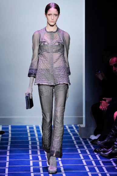 desfile-balenciaga-parisverao2009rtw-105