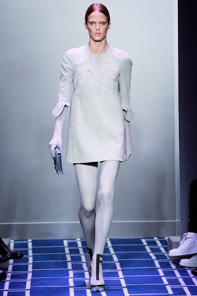 desfile-balenciaga-parisverao2009rtw-121