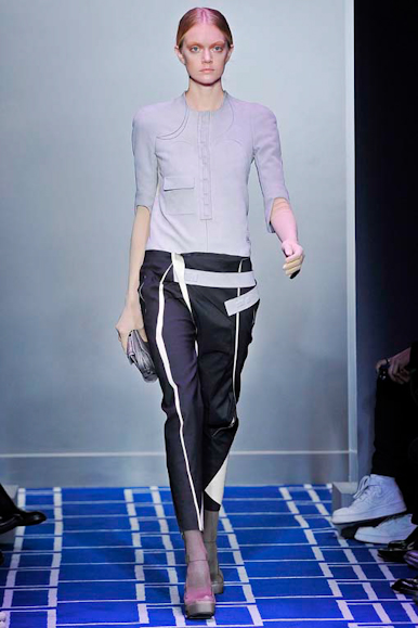 desfile-balenciaga-parisverao2009rtw-124