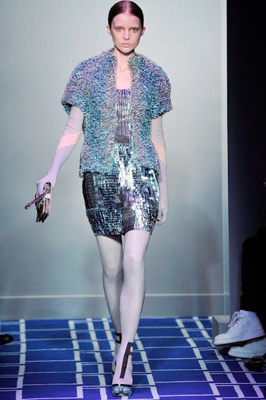 desfile-balenciaga-parisverao2009rtw-131