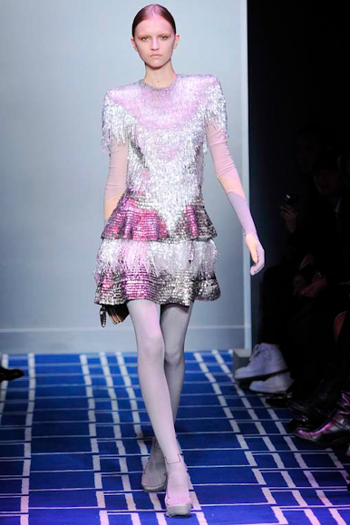 desfile-balenciaga-parisverao2009rtw-133
