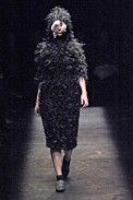 desfile-cdesgarcons-parisverao2009rtw-128