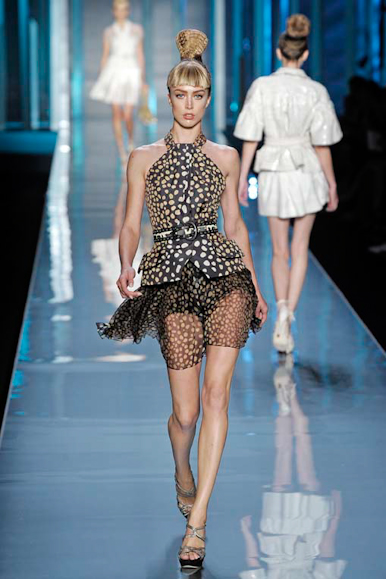 desfile-dior-parisverao2009rtw-102