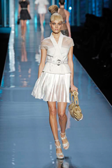 desfile-dior-parisverao2009rtw-103