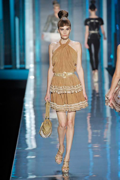desfile-dior-parisverao2009rtw-107