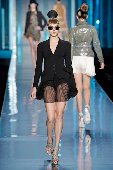 desfile-dior-parisverao2009rtw-109