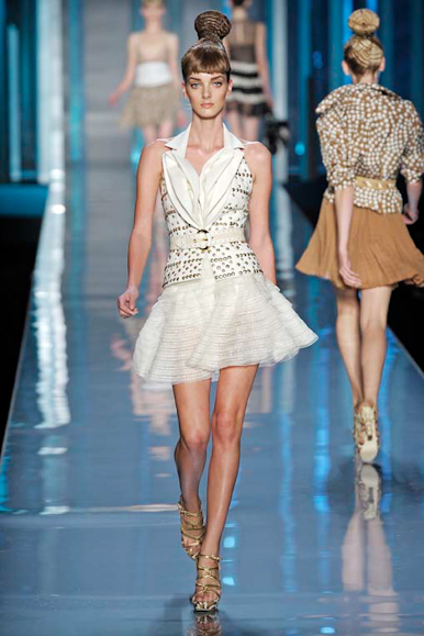 desfile-dior-parisverao2009rtw-117