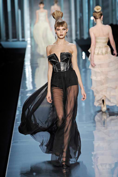 desfile-dior-parisverao2009rtw-141