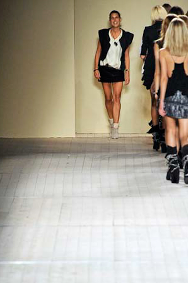 desfile-imarant-parisverao2009rtw-152
