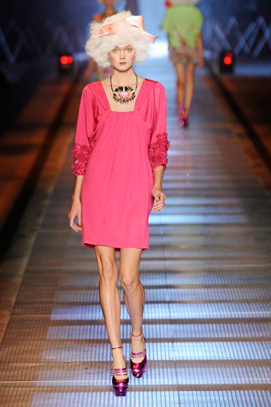 desfile-jgalliano-parisverao2009rtw-114