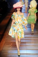 desfile-jgalliano-parisverao2009rtw-119
