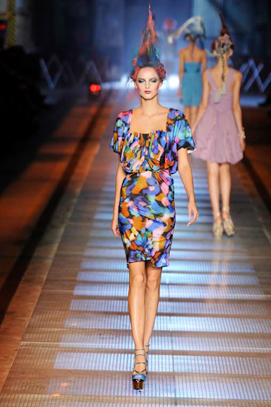 desfile-jgalliano-parisverao2009rtw-132