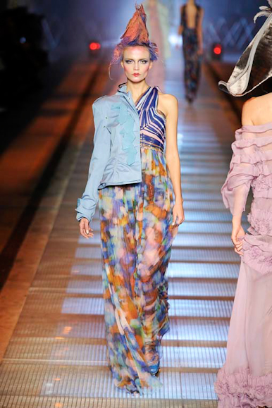 desfile-jgalliano-parisverao2009rtw-145