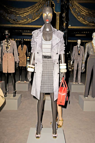 desfile-loewe-parisverao2009rtw-100