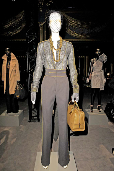 desfile-loewe-parisverao2009rtw-113