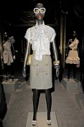 desfile-loewe-parisverao2009rtw-116