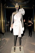 desfile-loewe-parisverao2009rtw-127