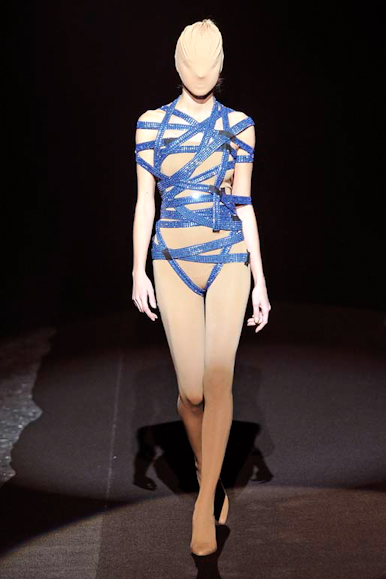 desfile-mmargiela-parisverao2009rtw-106