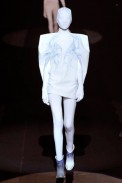 desfile-mmargiela-parisverao2009rtw-107