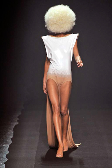 desfile-mmargiela-parisverao2009rtw-113