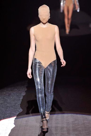 desfile-mmargiela-parisverao2009rtw-125
