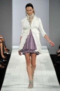 desfile-marcbymarc-nyverao2009rtw-100