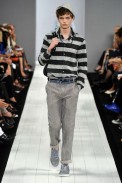 desfile-marcbymarc-nyverao2009rtw-102