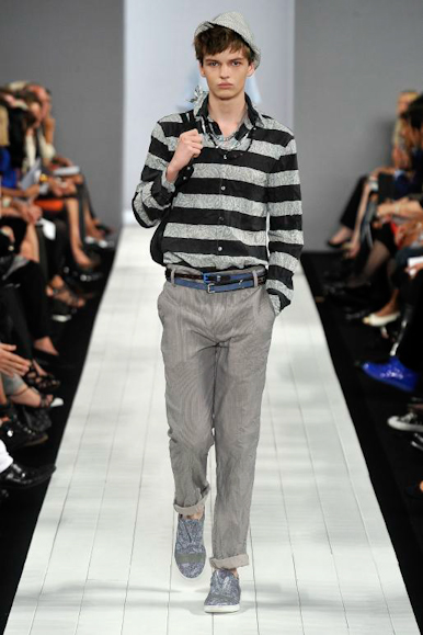 desfile-marcbymarc-nyverao2009rtw-102