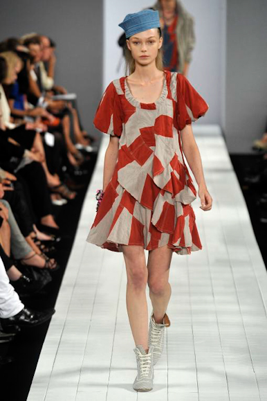 desfile-marcbymarc-nyverao2009rtw-126
