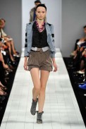 desfile-marcbymarc-nyverao2009rtw-140