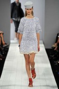 desfile-marcbymarc-nyverao2009rtw-145